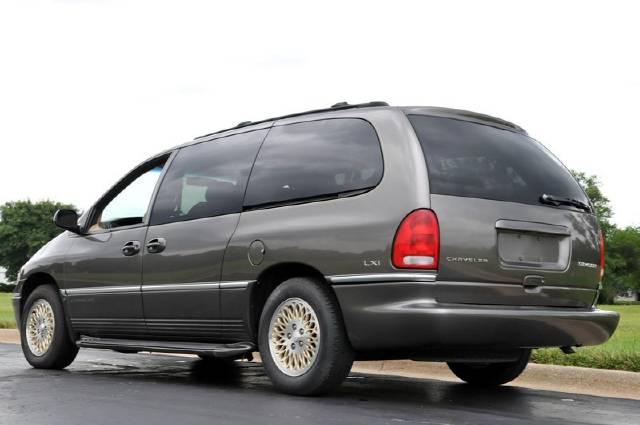 1997 Chrysler Town and Country S Sedan Under FULL Factory Warranty