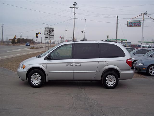 2002 Chrysler Town and Country Elk Conversion Van
