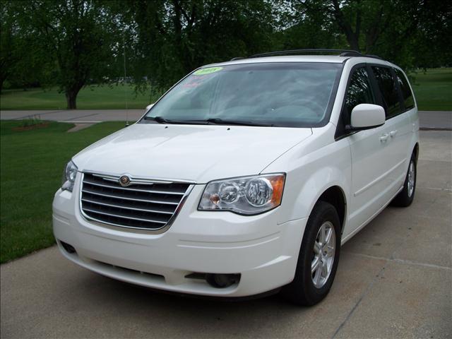 2008 Chrysler Town and Country 3.5