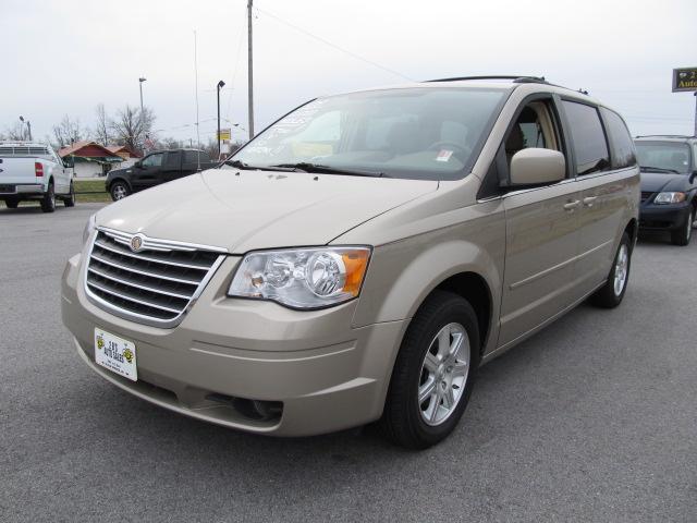 2008 Chrysler Town and Country AWD 4dr Tech/entertainment Pkg SUV