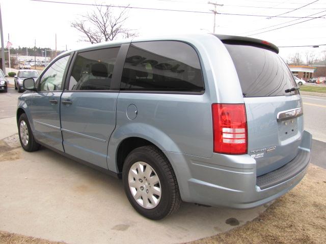 2008 Chrysler Town and Country Elk Conversion Van
