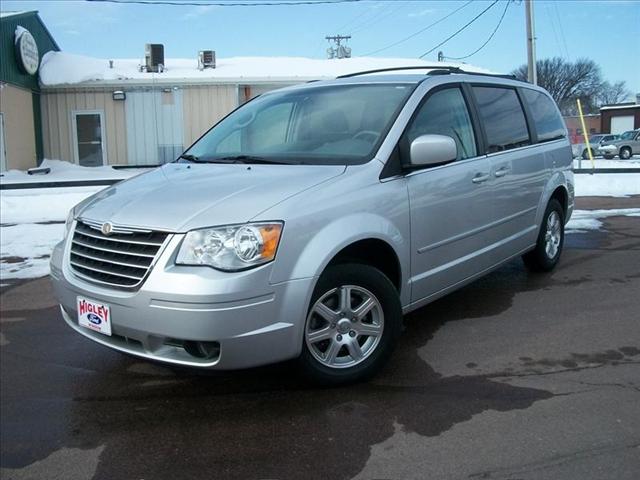 2008 Chrysler Town and Country 3.5