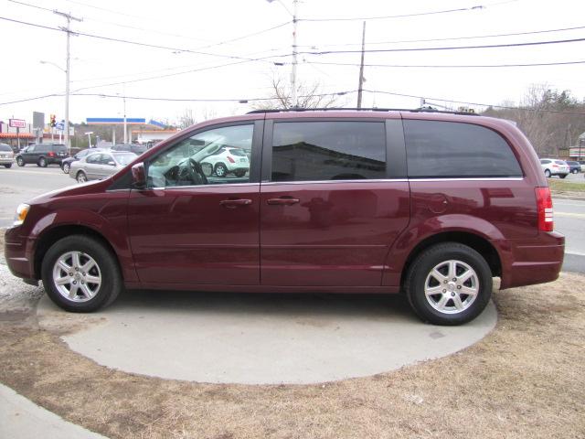 2008 Chrysler Town and Country 3.5