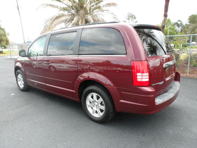2008 Chrysler Town and Country Lariat Crew Diesel 4x4