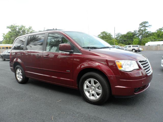 2008 Chrysler Town and Country Lariat Crew Diesel 4x4