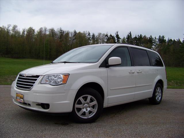 2008 Chrysler Town and Country 3.5