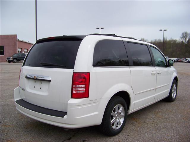 2008 Chrysler Town and Country 3.5