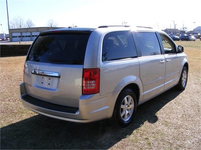 2008 Chrysler Town and Country 3.5