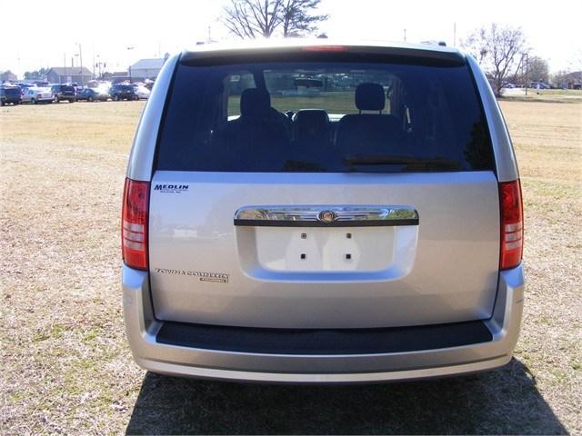 2008 Chrysler Town and Country 3.5