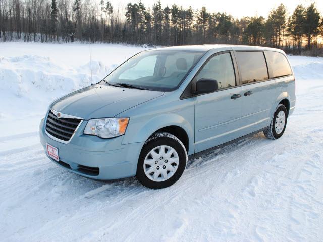 2008 Chrysler Town and Country Elk Conversion Van