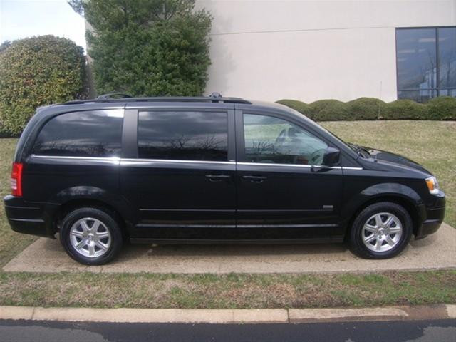 2008 Chrysler Town and Country 3.5