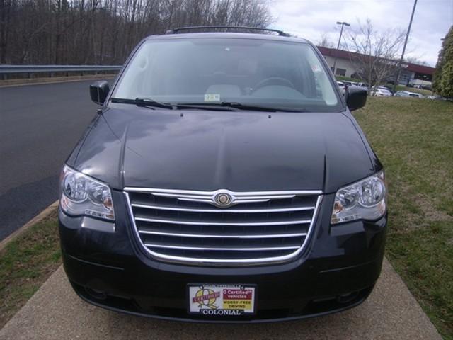 2008 Chrysler Town and Country 3.5