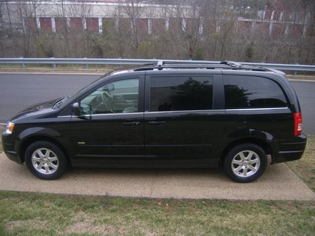 2008 Chrysler Town and Country 3.5