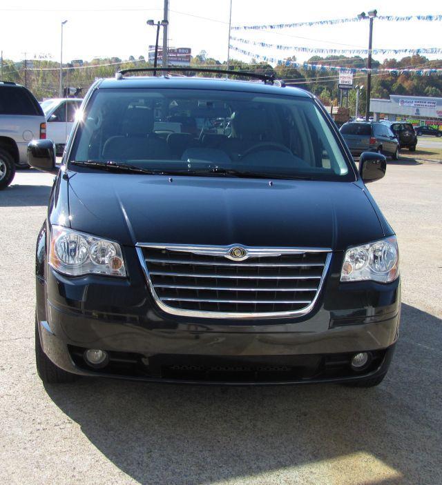2009 Chrysler Town and Country 3.5