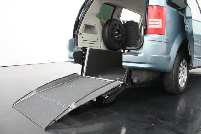 2009 Chrysler Town and Country Elk Conversion Van