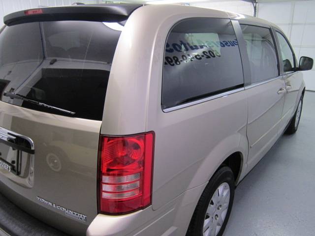 2009 Chrysler Town and Country Elk Conversion Van