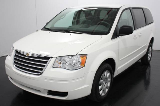 2009 Chrysler Town and Country Elk Conversion Van