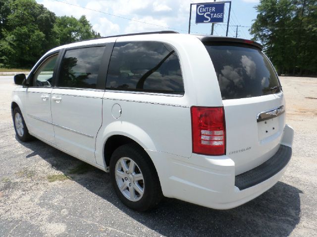 2010 Chrysler Town and Country 3.5