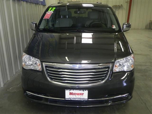 2012 Chrysler Town and Country Limited NAV 4X4