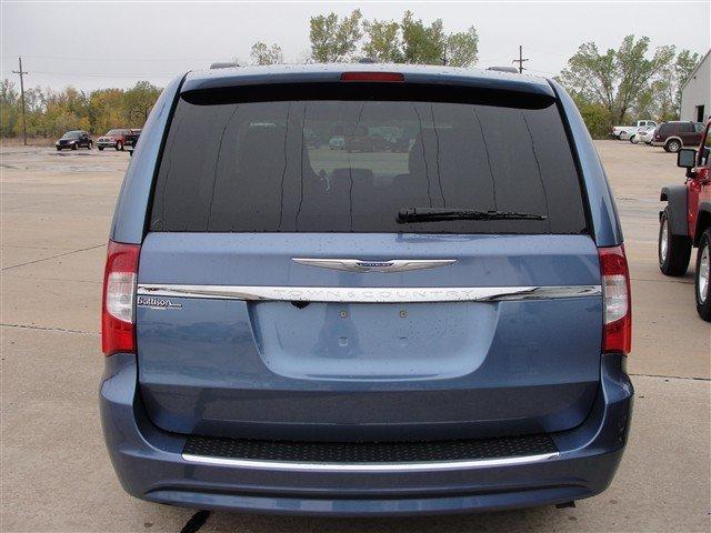 2012 Chrysler Town and Country 3.5