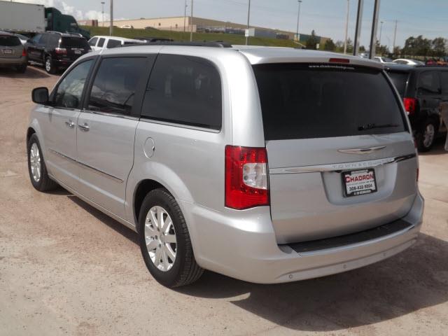 2012 Chrysler Town and Country 4dr 2.9L Twin Turbo AWD W/3rd