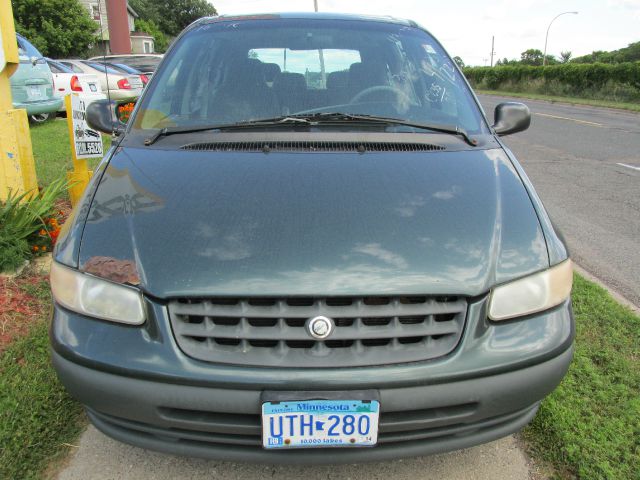 2000 Chrysler Voyager Unknown