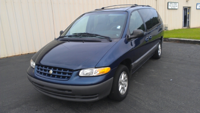 2000 Chrysler Voyager Unknown