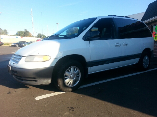 2000 Chrysler Voyager SE