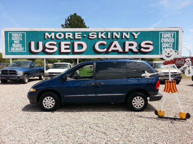 2000 Chrysler Voyager Base