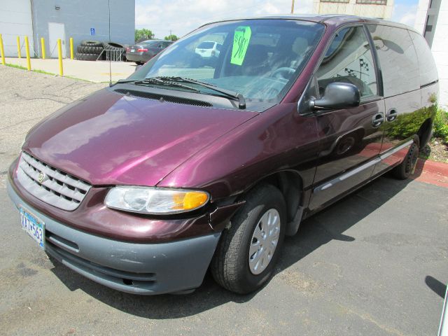 2000 Chrysler Voyager Unknown