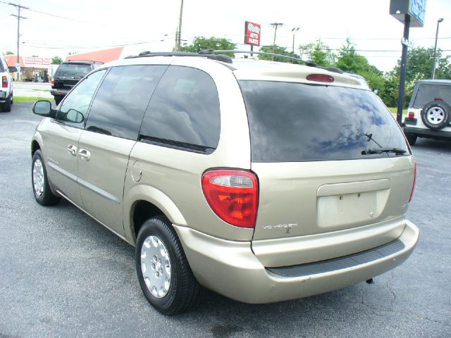 2001 Chrysler Voyager Elk Conversion Van
