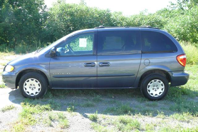 2001 Chrysler Voyager Elk Conversion Van