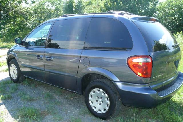 2001 Chrysler Voyager Elk Conversion Van