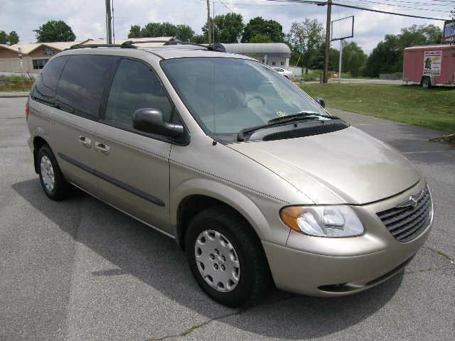 2003 Chrysler Voyager Unknown