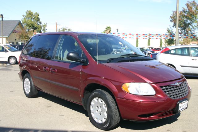 2003 Chrysler Voyager Unknown