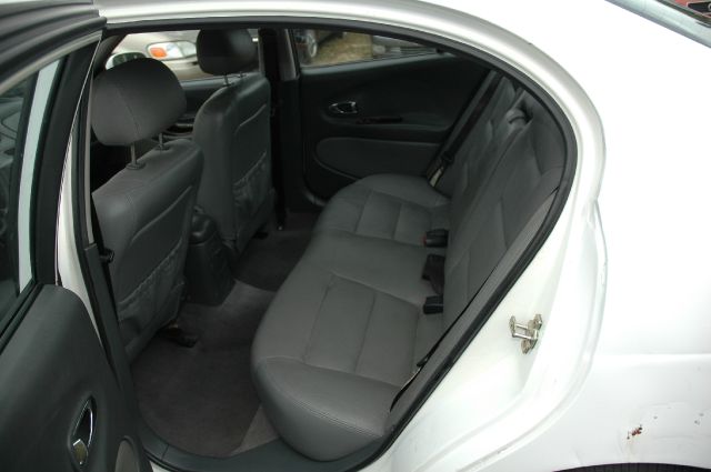 2000 Daewoo Leganza AWD, REAR DVD, Navigation, 3RD ROW, Mem/heat Seats