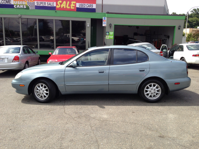 2001 Daewoo Leganza M5 --gps NAV, 2