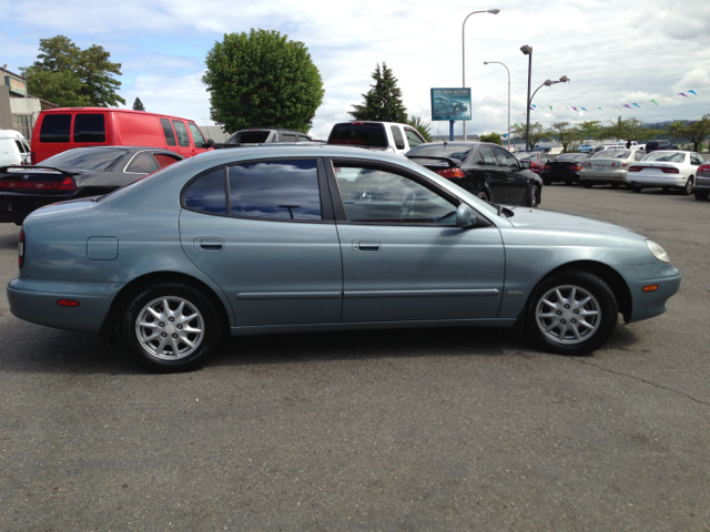 2001 Daewoo Leganza M5 --gps NAV, 2