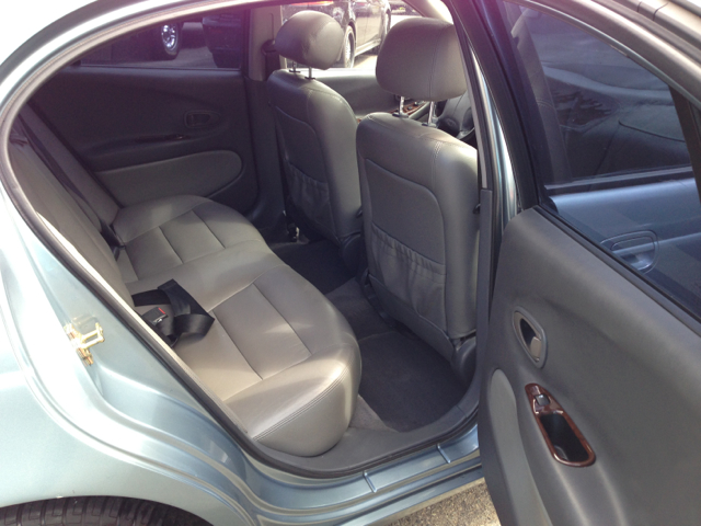 2001 Daewoo Leganza M5 --gps NAV, 2