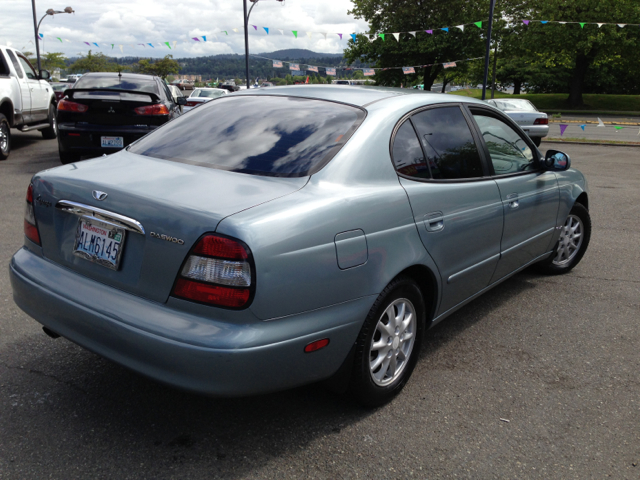 2001 Daewoo Leganza M5 --gps NAV, 2