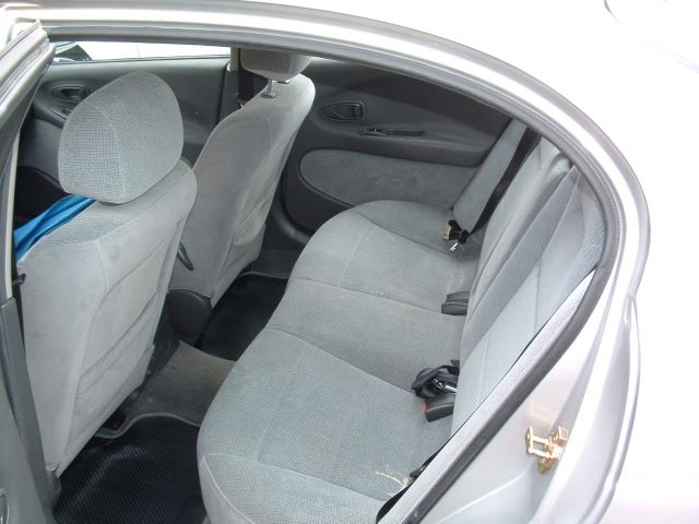 2001 Daewoo Leganza SE