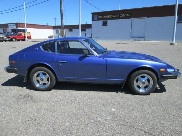 1975 Datsun 320 XLT Crew 4x4 (marshalltown)