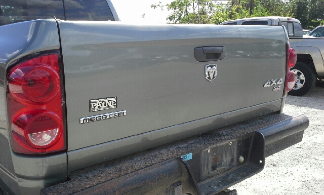 2007 Dodge 200 3500 SLT Crew LB Dually DSL