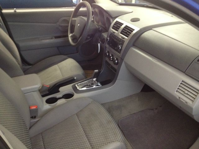 2008 Dodge Avenger SE