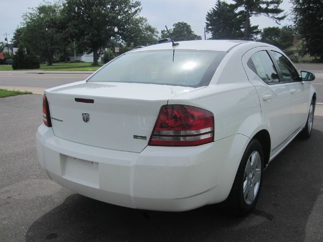 2008 Dodge Avenger SE