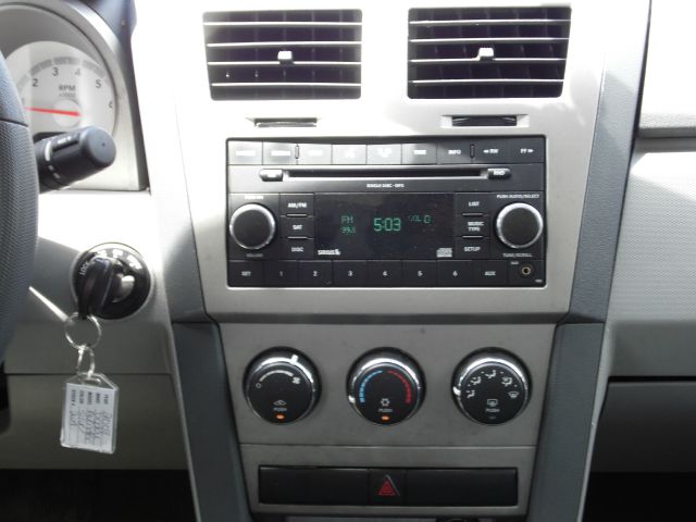 2008 Dodge Avenger SE