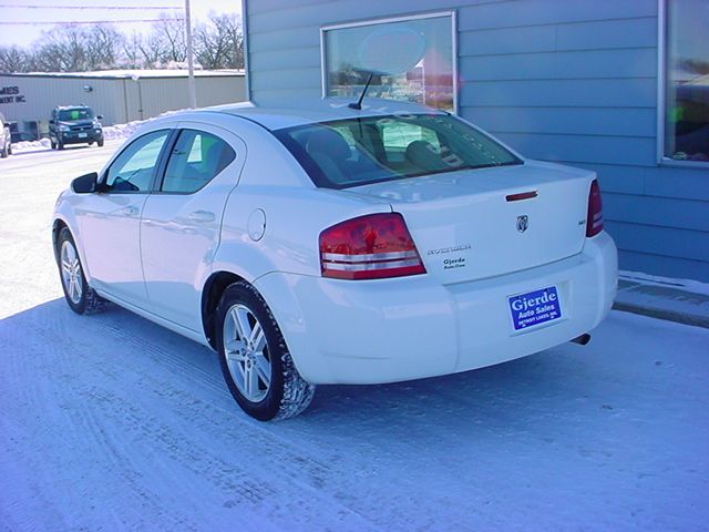 2008 Dodge Avenger S