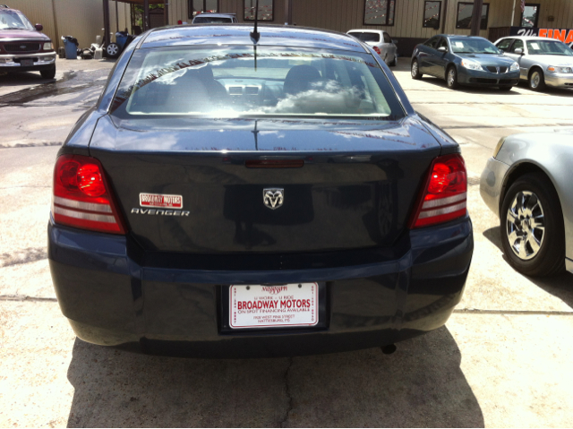 2008 Dodge Avenger SE