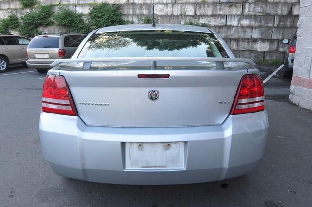 2008 Dodge Avenger S