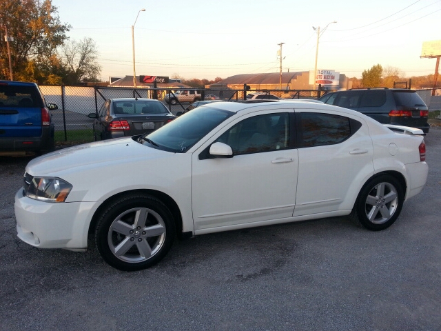 2008 Dodge Avenger Deluxe Convertible